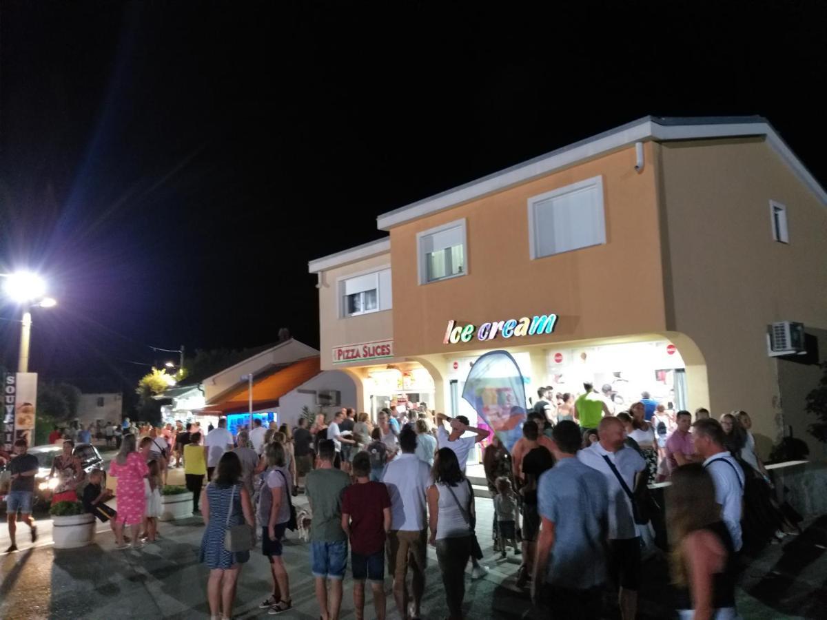 Familien Ferienhaus Vir Croatia 150M Strand Restaurant Einkaufen Экстерьер фото
