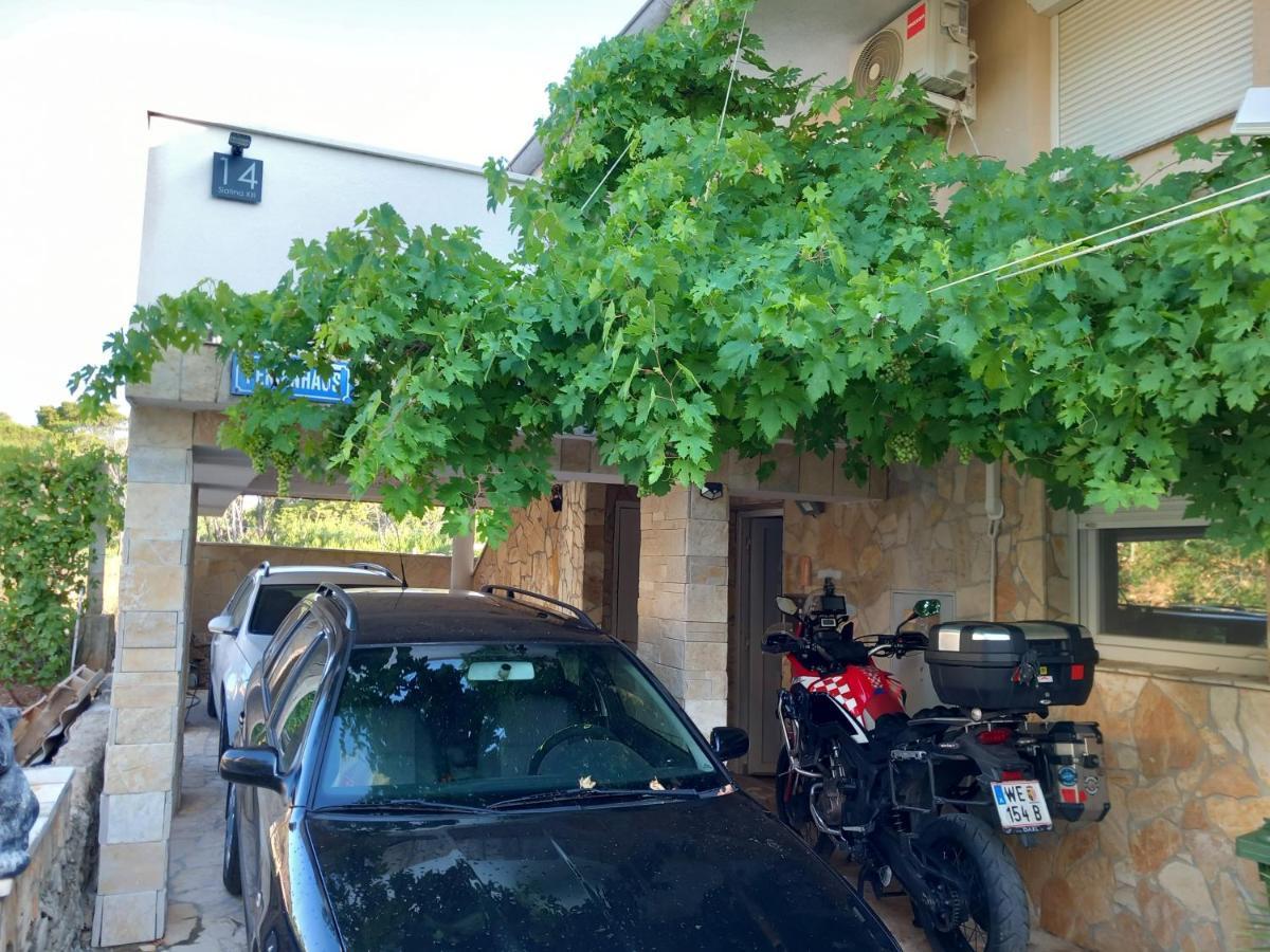 Familien Ferienhaus Vir Croatia 150M Strand Restaurant Einkaufen Экстерьер фото